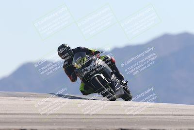 media/Oct-30-2025-Racers Edge (Thu) [[dabbdaf680]]/3-B Group/Session 4 Turn 9/